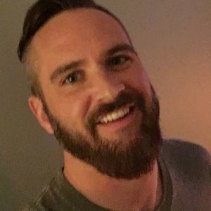 Meet your Posher, Derek